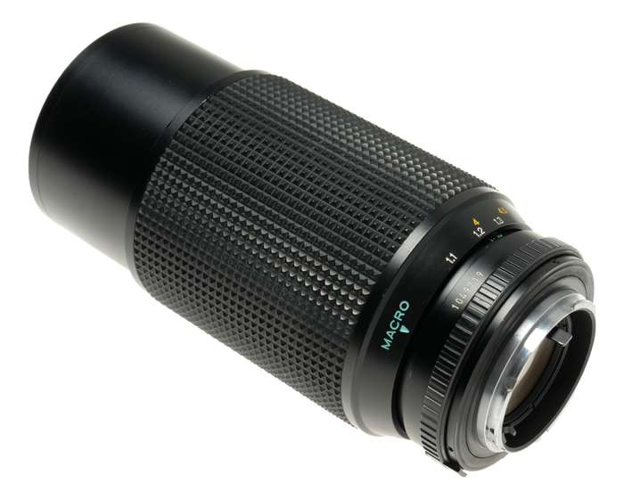 Minolta MD Zoom 70-210mm 1:4 SLR retro vintage optics