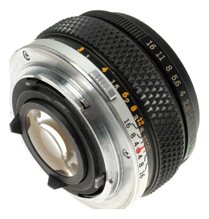 Olympus 1.8/50mm OM System Zuiko Auto-S f/1.8 SLR with caps