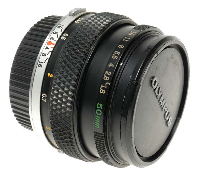 Olympus 1.8/50mm OM System Zuiko Auto-S f/1.8 SLR with caps