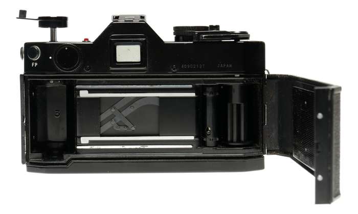 TL Electro X Yashica ITS with YASHINON DS-M 50mm f1.4