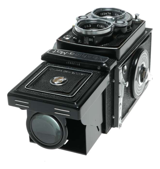 Yashica-Mat 6x6 TLR camera Lumaxar 1:3.5 f=80mm German lenses original case caps