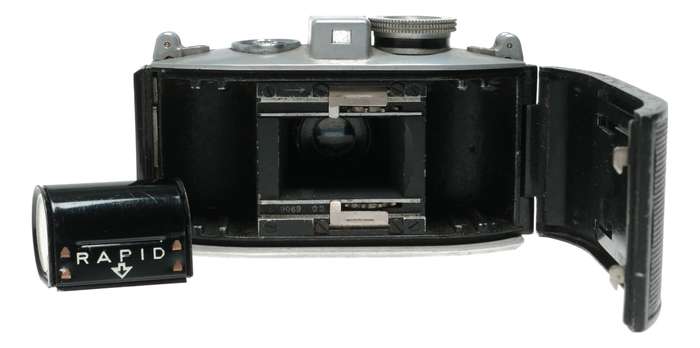Agfa Karat 3.5 Folding 35mm Cartridge Film Camera Solinar 1:3.5 f=5cm