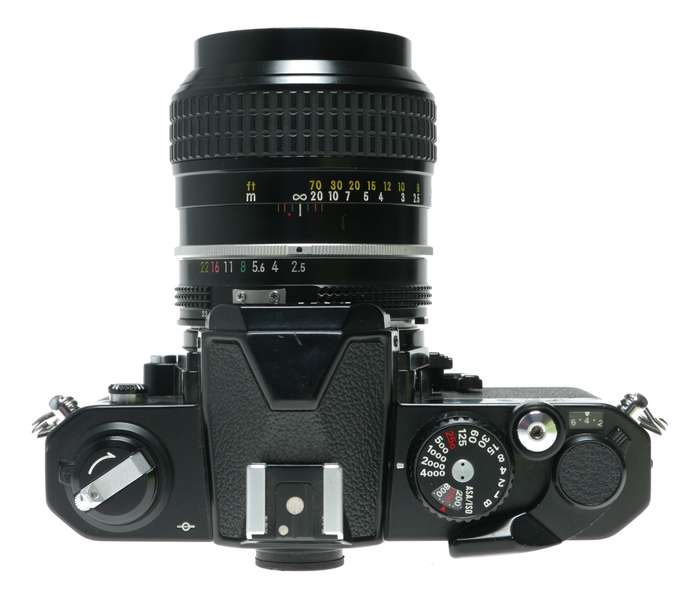 Nikon FM2 Black SLR Camera 1:3.5/28 Nikkor 1:2.5/105 Lenses Caps Filters