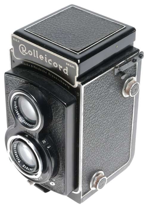 Rolleicord IIa Model 2 Triotar 3.5 Lens 6x6 TLR Film Camera