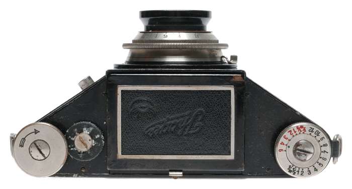Ihagee Exakta B Type 2.2 SLR Camera Zeiss Jena Tessar 1:2.8 f=7.5cm Lens