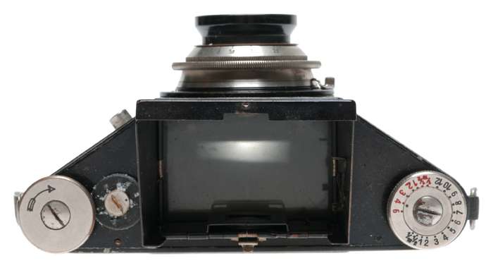 Ihagee Exakta B Type 2.2 SLR Camera Zeiss Jena Tessar 1:2.8 f=7.5cm Lens