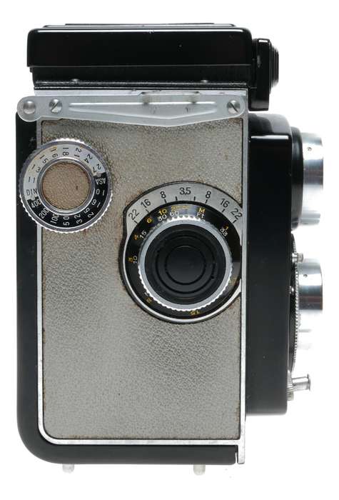 Yashica A 6x6 TLR 120 Roll Film Camera Yashikor 1:3.5 f=80mm