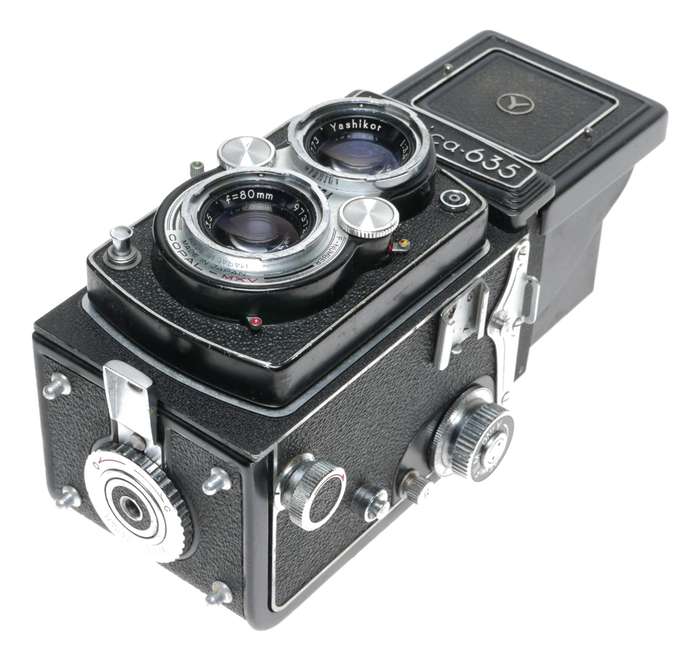 Yashica 635 Dual Format 120 35mm TLR Camera 1:3.5 F=80mm