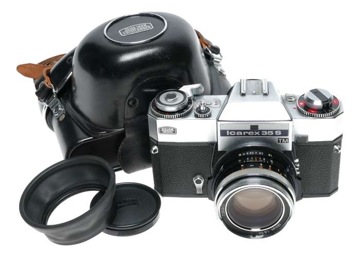 Zeiss Ikon Icarex 35S TM SLR Film Camera M42 Ultron 1.8/50