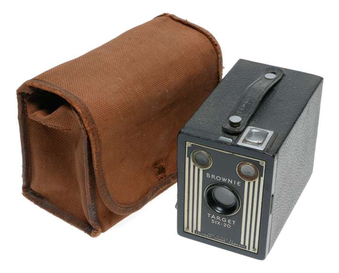 Kodak Brownie Target Six-20 Box Type 620 Film Camera