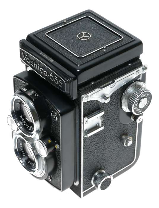 Yashica-635 Dual Format TLR Film Camera Yashikor 3.5/80mm