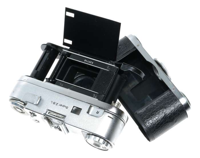 Braun Paxette Super II BL Rangefinder Camera Color-Ultralit 2.8/50