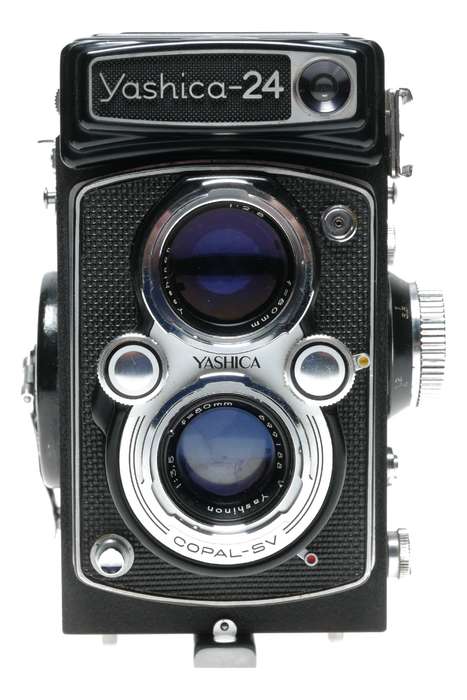 Yashica-24 TLR 220 Roll Film 6x6 Camera Tashinon 3.5/80 Excellent
