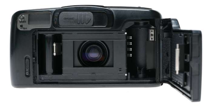 Ricoh RZ-800 Multi AF-System 35mm Film Compact Camera