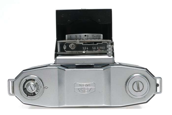 Zeiss Ikon Ikonta 35 522/24 Folding Camera Novar 1:3.5 f=4.5cm