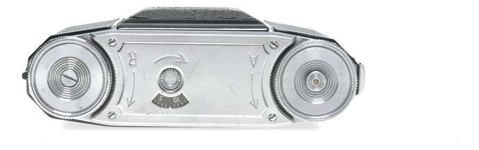 Zeiss Ikon Ikonta 35 522/24 Folding Camera Novar 1:3.5 f=4.5cm