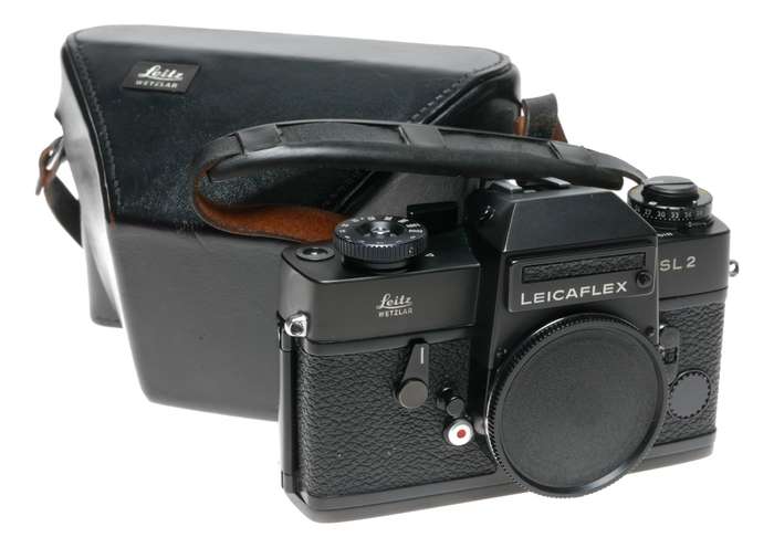 Black chrome Leicaflex SL2 Antique film camera 35mm body with case