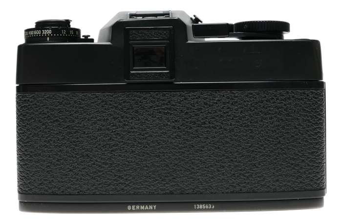 Black chrome Leicaflex SL2 Antique film camera 35mm body with case