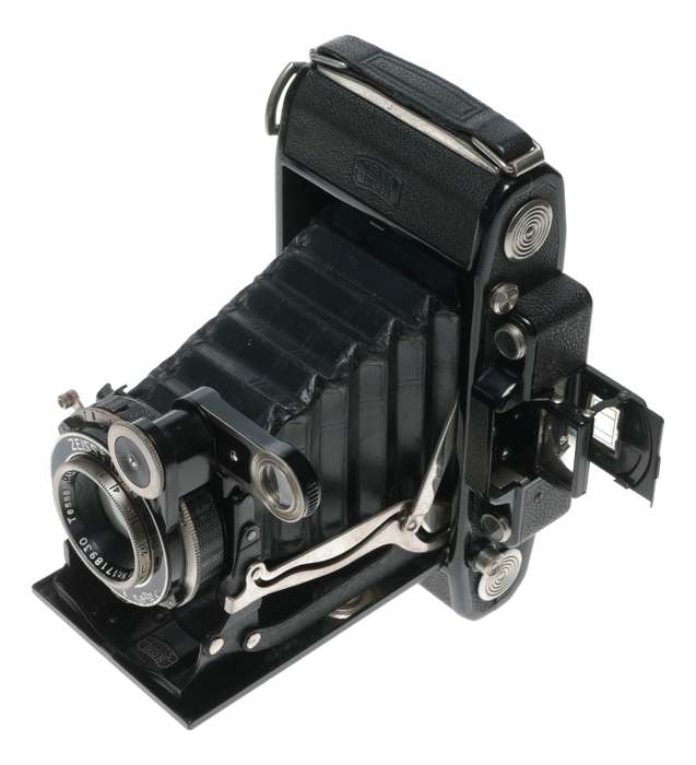 Zeiss Super Ikonta C 530/2 Folding RF Camera Tessar 1:4.5 f=10.5cm