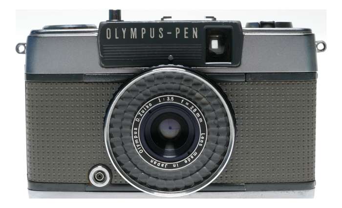 Olympus Pen EE-2 Half Frame 35mm Film Camera D.Zuiko 3.5/28