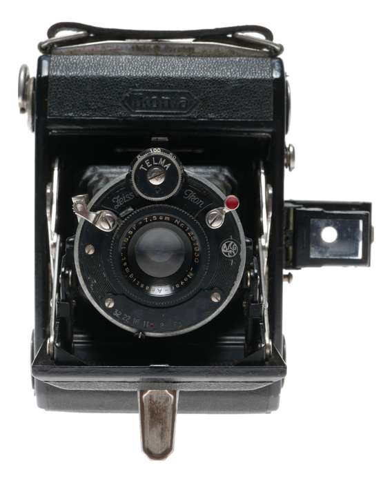 Zeiss Ikonta 520 Ikomat A 4.5x6cm Folding Camera Novar 1:6.3 F=7.5cm