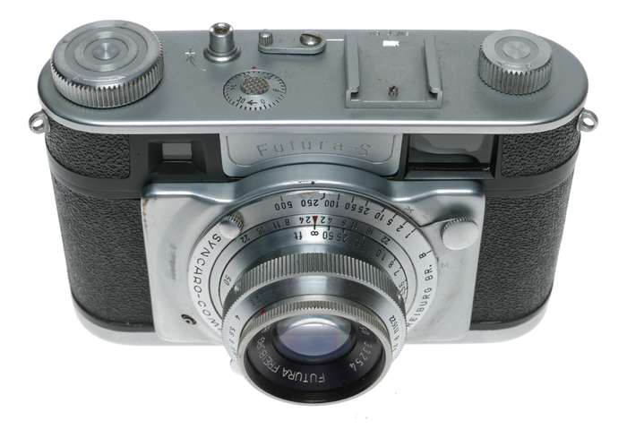 Futura-S Rangefinder 35mm film camera ELOR 1:2.8 f=50mm