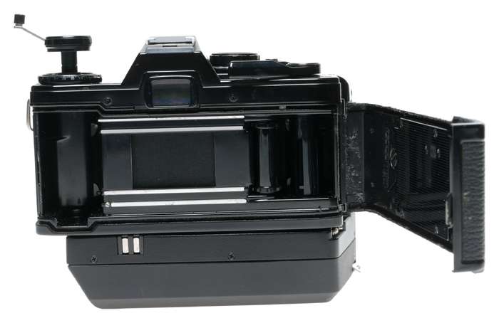 Olympus OM-10 Quartz SLR Camera MC Auto-S 1:1.8 f-50mm Motor Drive