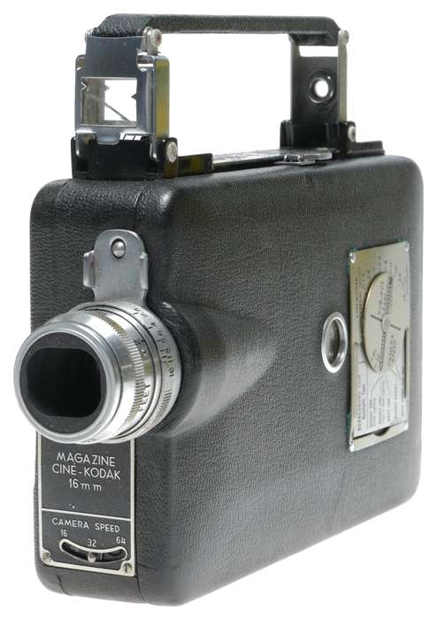 Kodak Cine magazine 16 vintage movie camera in case 16mm