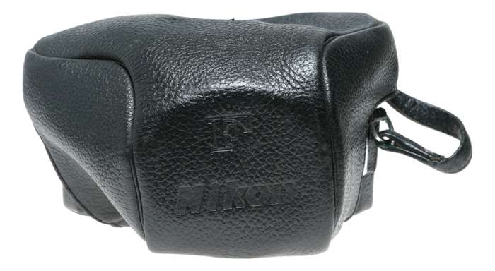 Nikon F Black vintage 35mm film camera antique leather case in used condition strap