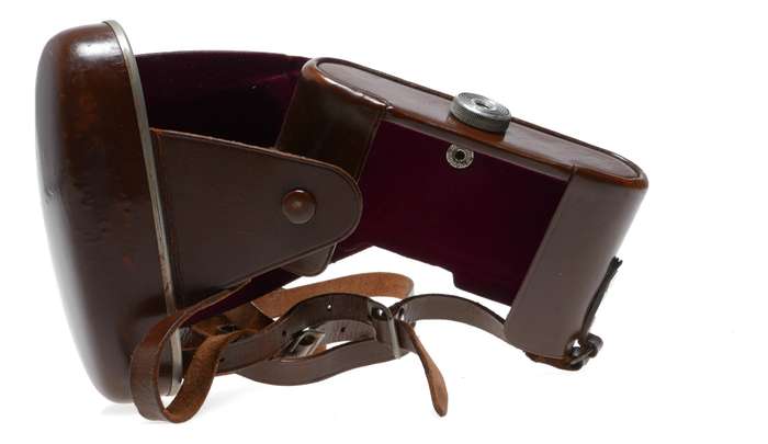 Zeiss Ikon vintage film camera antique Patent leather case with starp