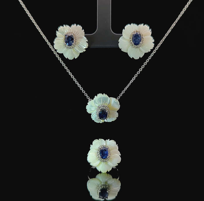 Malee - Blue Sapphire and Mother of Pearl