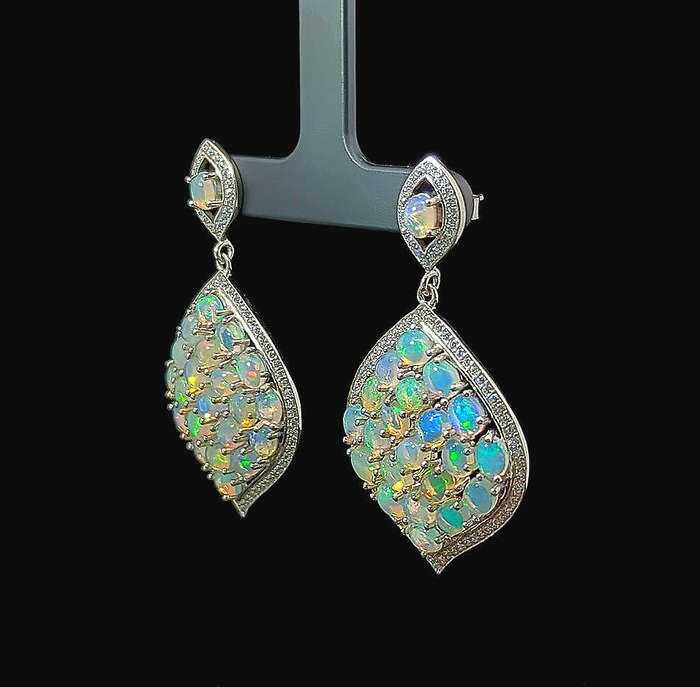 Opalescent - Opals