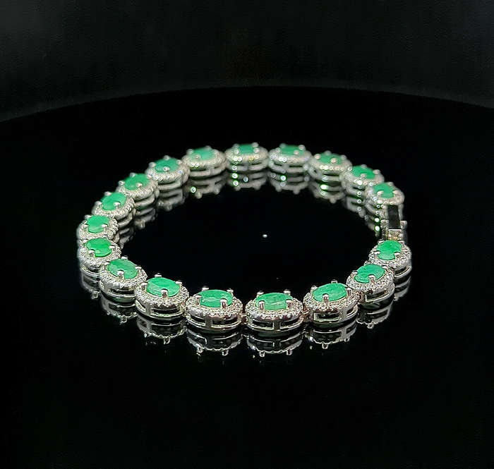 Oval Tennis Bracelet - Emerald and White Topaz