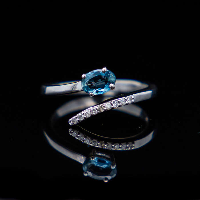 Minali - Blue Sapphires & Diamonds