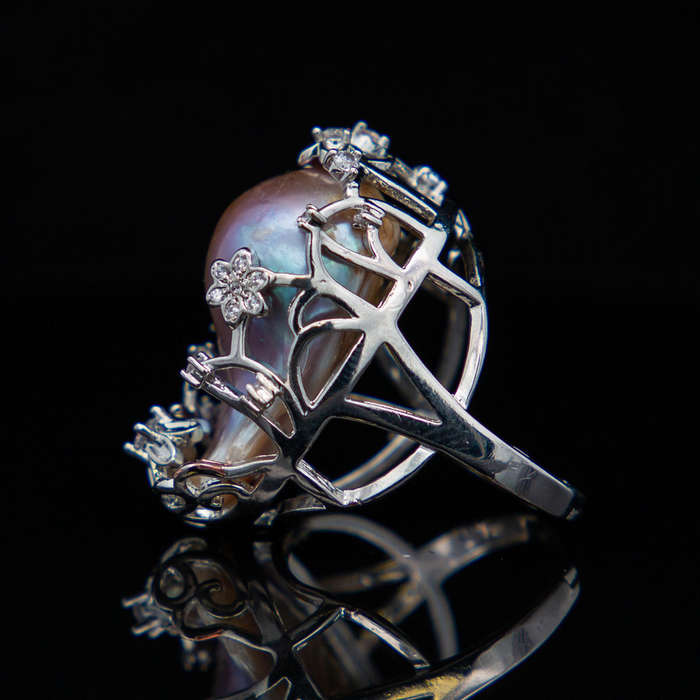 Bao - Baroque Pearl