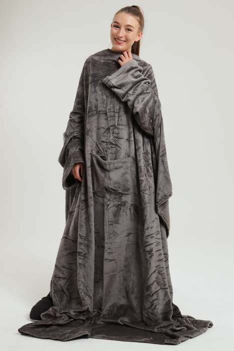Wearable Fleece Throw Blanket with Sleeves and Foot Pockets