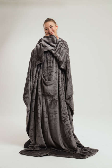 Wearable Fleece Throw Blanket with Sleeves and Foot Pockets