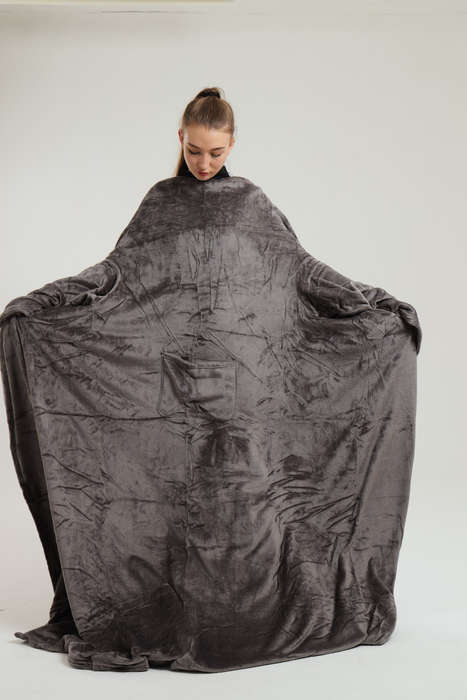 Wearable Fleece Throw Blanket with Sleeves and Foot Pockets