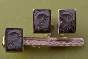Silver Vintage Set |  |