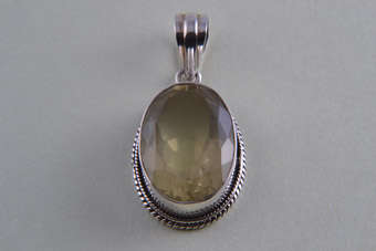 Silver Modern Pendant |  |