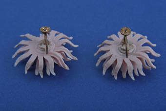 Screw On Flower Earrings |  |