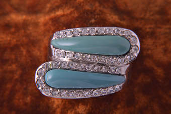 Vintage Ring |  |