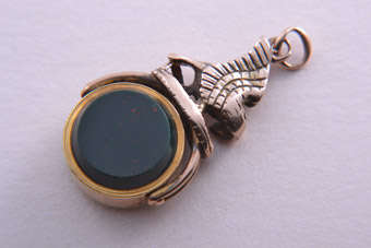 Gold Victorian Swivel |  |