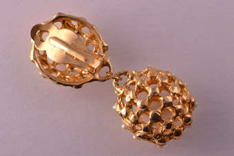 1980's Gilt Earrings |  |