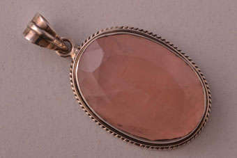 Silver Modern Pendant |  |