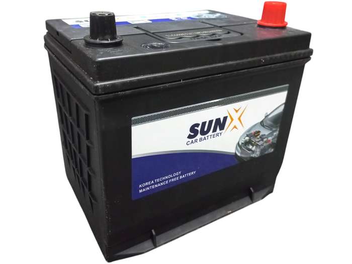 FB0250  SunX 618/9 - Auto Battery 12 Volt 36 AH with OLD Battery. Plus R220 without OLD Battery.