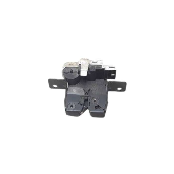 Kwid Boot Lock