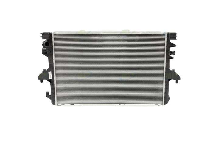 Vw Transporter/caravelle T6 Radiator 2.0d 2015- >transporter/caravelle T5 Late