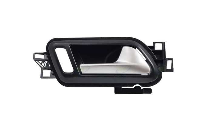 Vw Amarok Front Door Handle Inner Black/silver Rh 2010-
