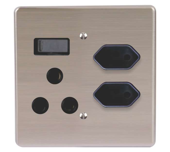 Lesco Mono 2 x IEC 1 x SA Socket - Black (100 x 100mm)